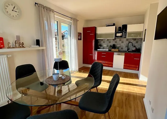Apartman Bloom - Zentral, Modern, Grosszuegig Fuer 1-6 Pers Holzkirchen
